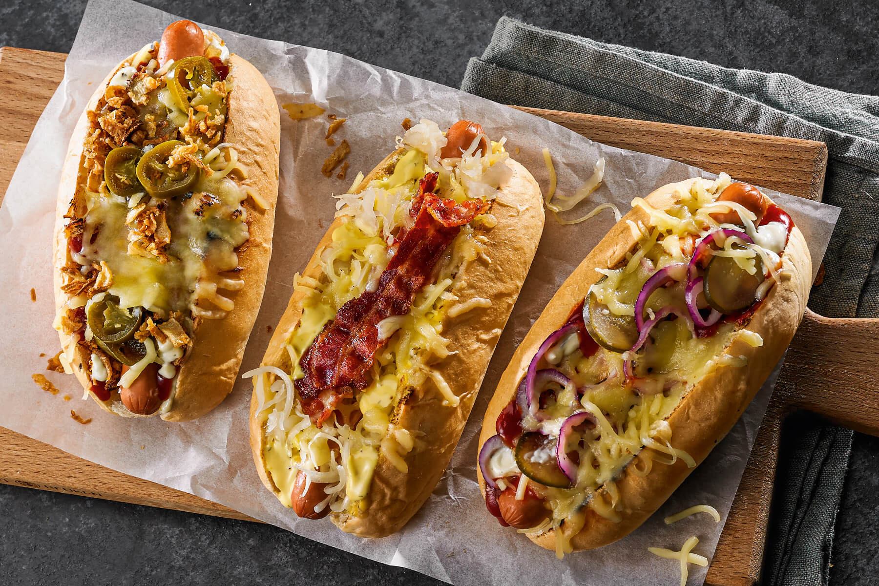 Heisshunger?: Gönn Dir unsere Hot Dogs im neuen Soft Bun!